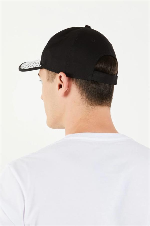 GORRA LOGO COMMANDS BLACK.BLANCO